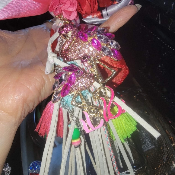 Pink crystal flamingo tassels bow purse charm Keychain - Picture 2 of 8